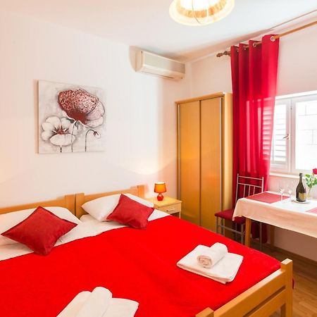 Apartments Afrodita Дубровник Екстериор снимка