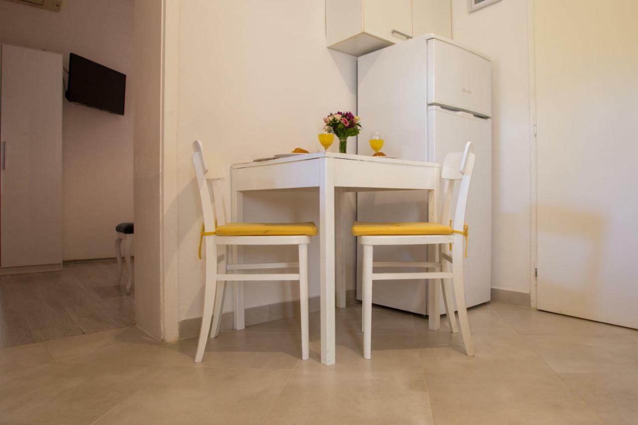 Apartments Afrodita Дубровник Екстериор снимка